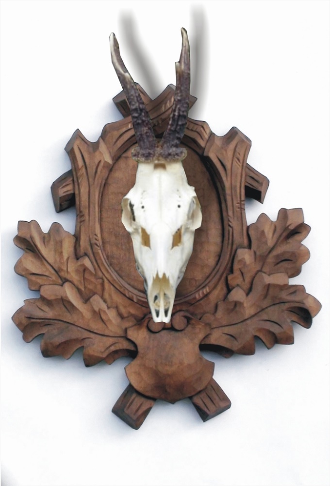Forest carved trophy plaque forTrophy - roe deer 101 | Rezby 062