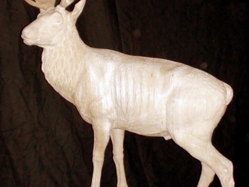 Sculpture Deer hand carved | jelen 046