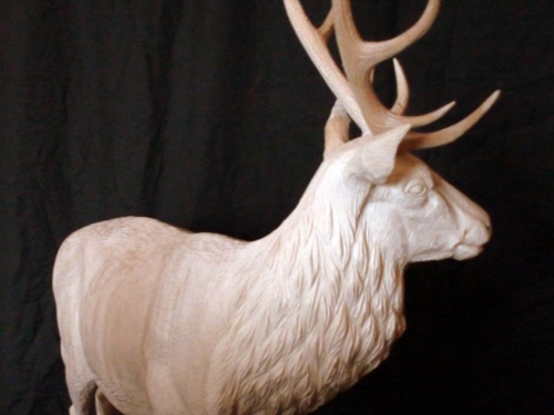 Sculpture Deer hand carved | jelen 071