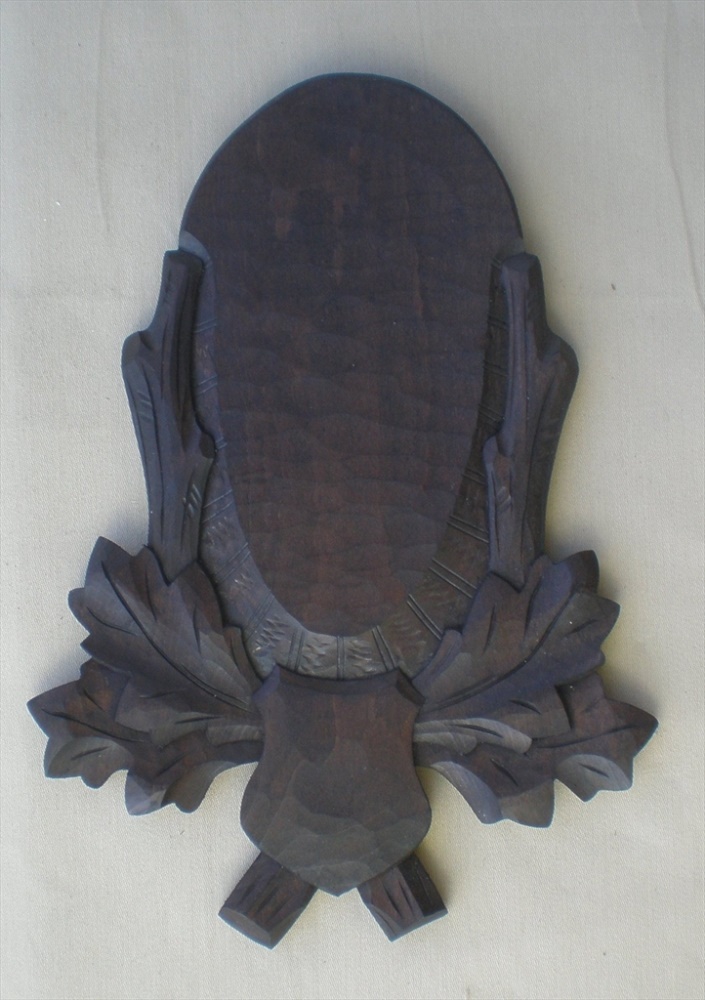 Geschnitzte Trophäenschilder für Rehtrophäen 109 | Rezby 231